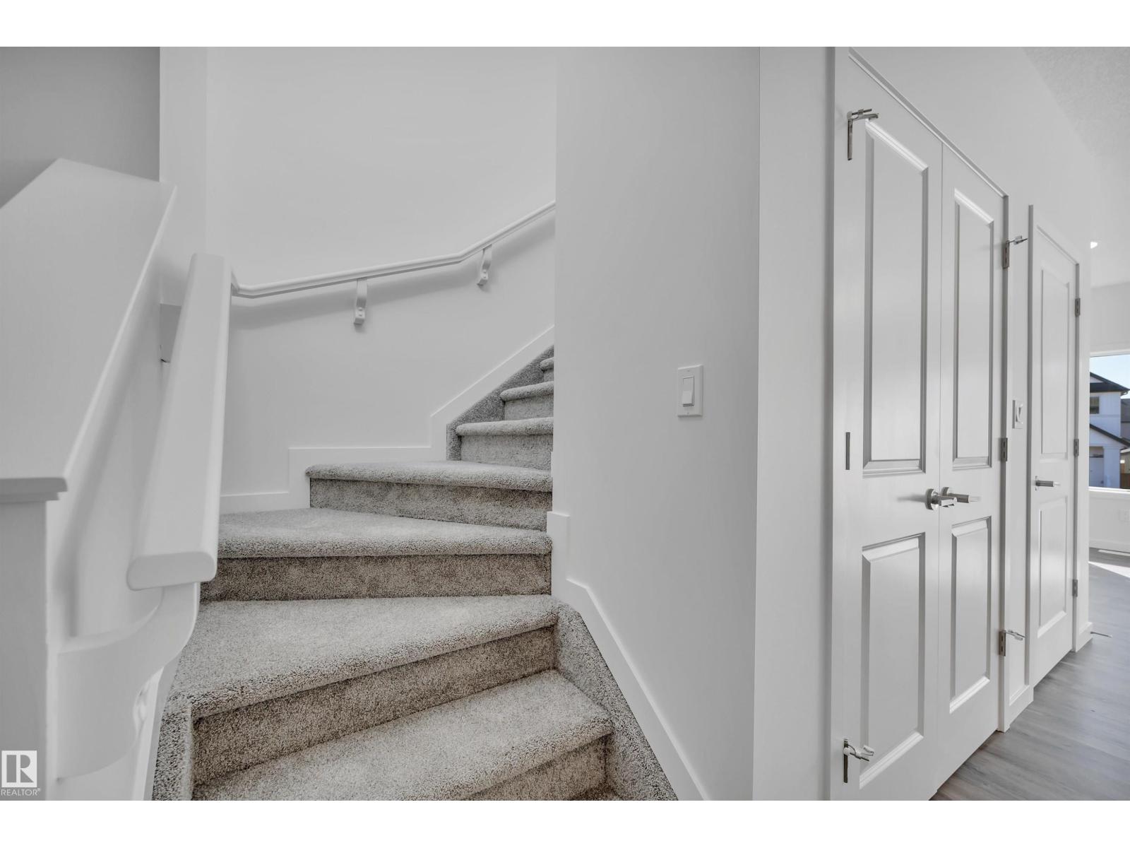 8925 Elves Lo Nw, Edmonton, Alberta  T6M 3G3 - Photo 18 - E4459076