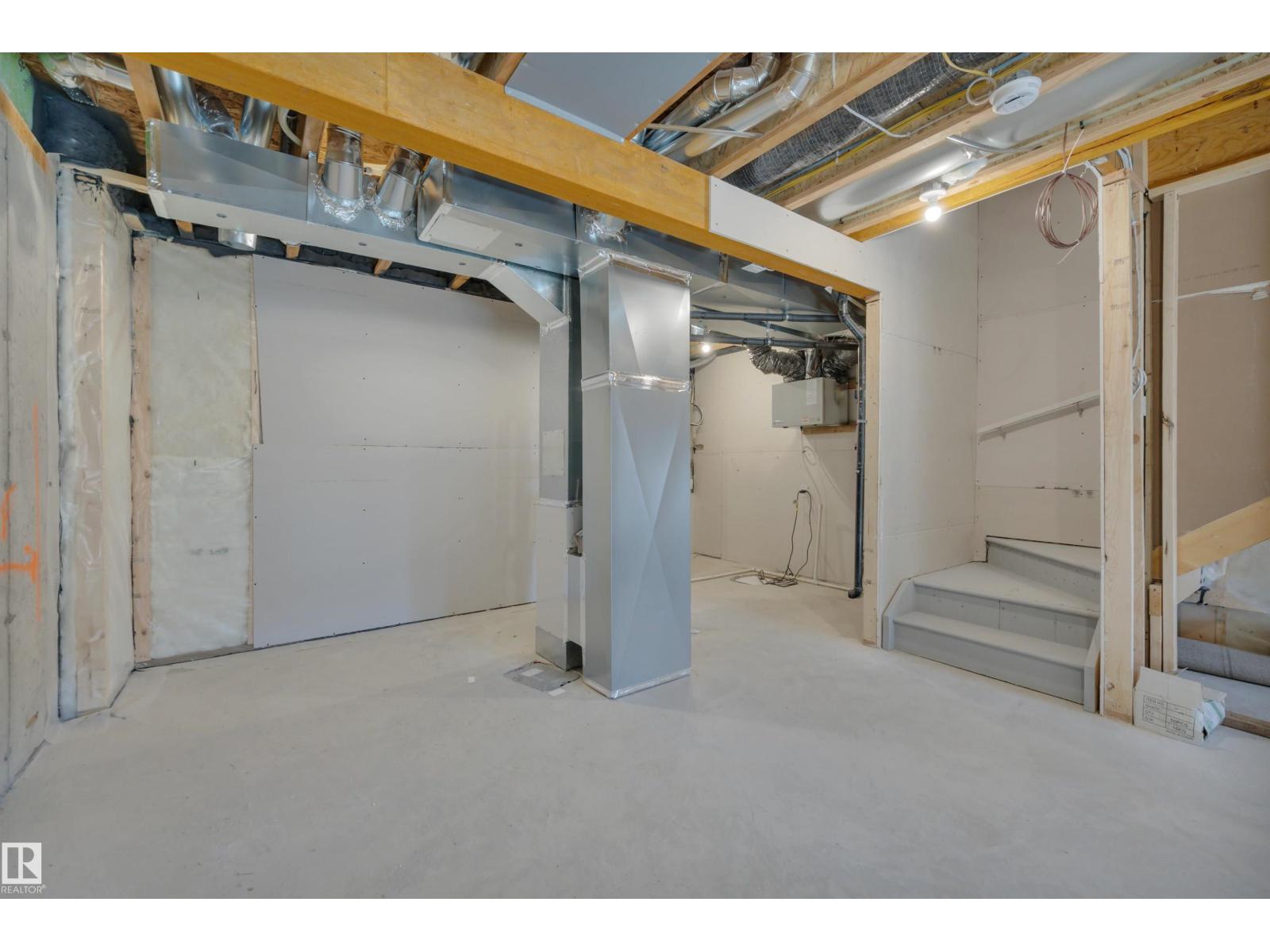8925 Elves Lo Nw, Edmonton, Alberta  T6M 3G3 - Photo 34 - E4459076