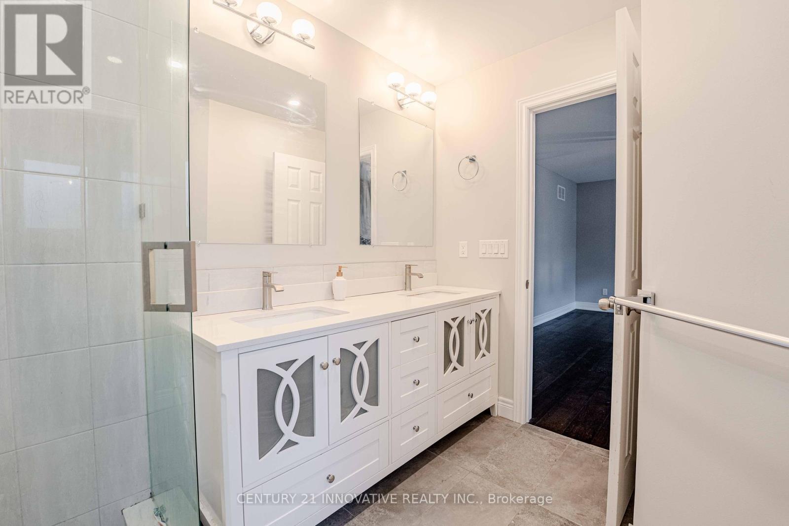 Upper - 13 Darren Hill Trail, Markham, Ontario  L6E 0H1 - Photo 32 - N12430266