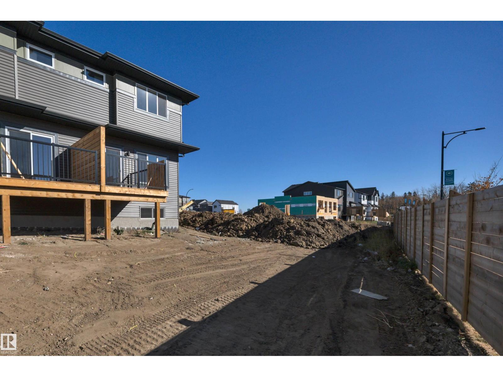 8925 Elves Lo Nw, Edmonton, Alberta  T6M 3G3 - Photo 38 - E4459076