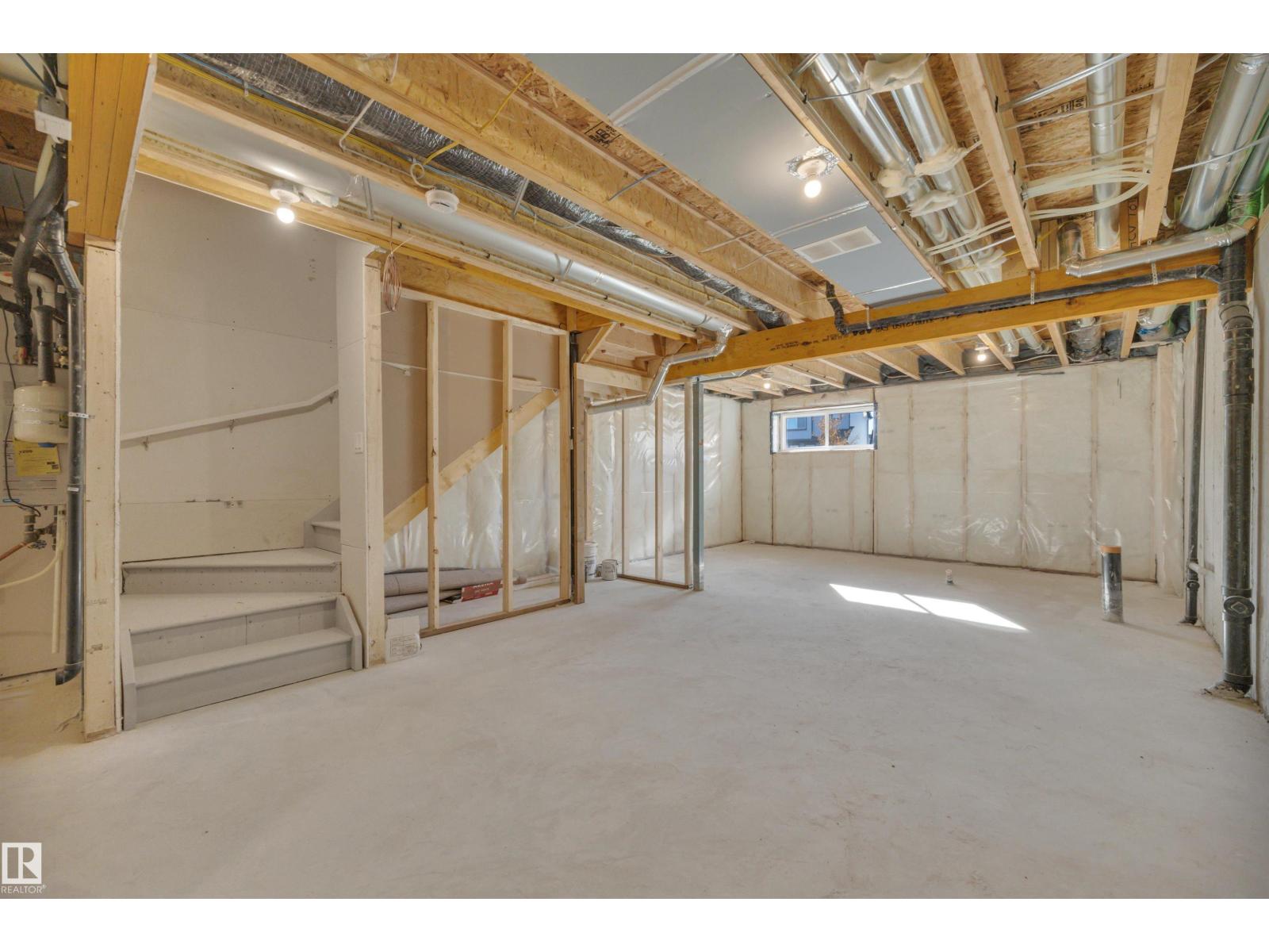 8925 Elves Lo Nw, Edmonton, Alberta  T6M 3G3 - Photo 32 - E4459076