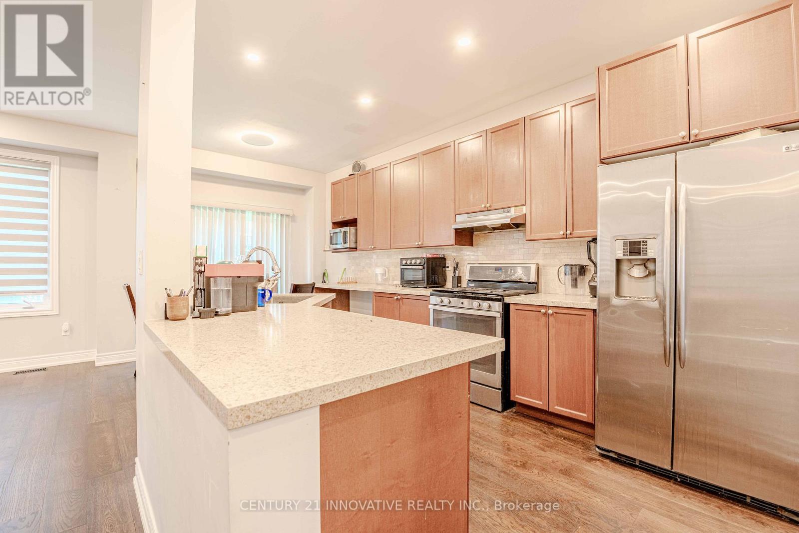 Upper - 13 Darren Hill Trail, Markham, Ontario  L6E 0H1 - Photo 10 - N12430266