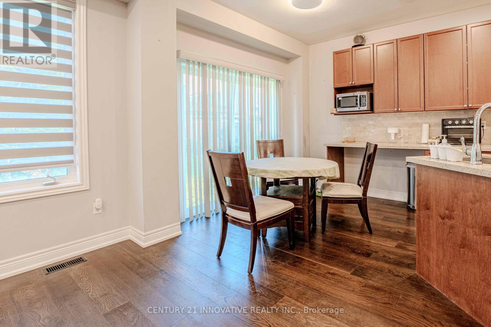 Upper - 13 Darren Hill Trail, Markham, Ontario  L6E 0H1 - Photo 16 - N12430266