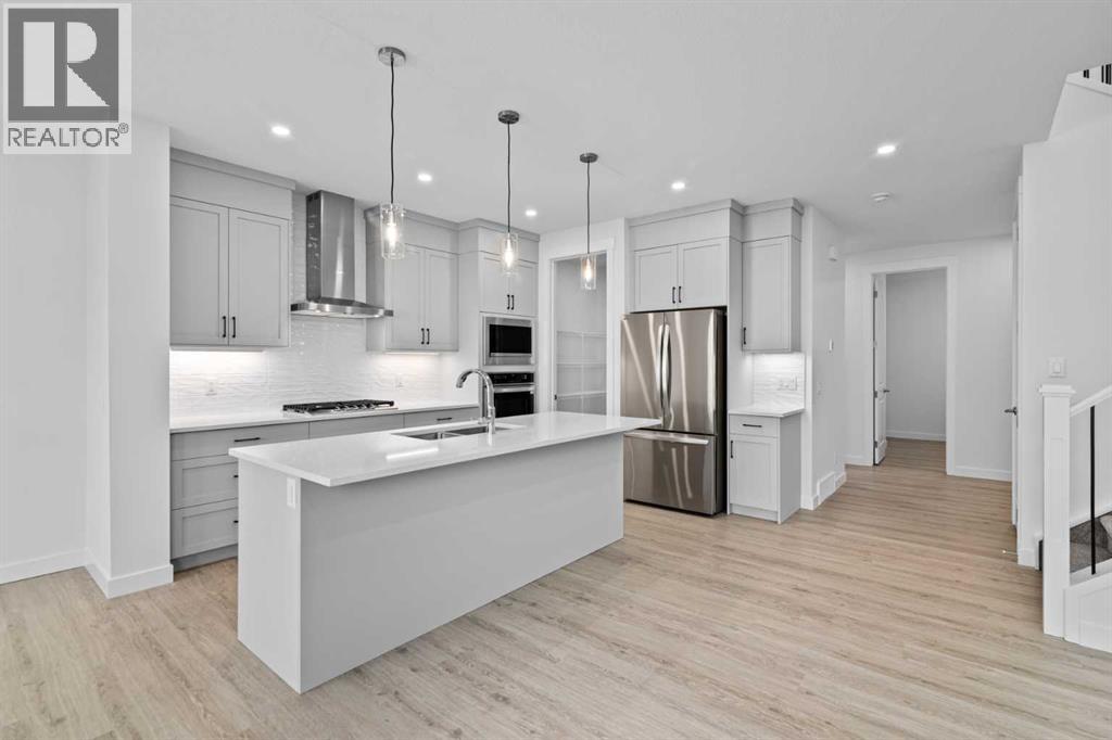 22 Emerson Crescent, Okotoks, Alberta  T1S 5W7 - Photo 10 - A2258763