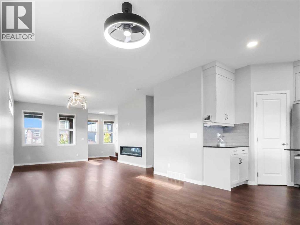 20 Evanscrest Place Nw, Calgary, Alberta  T3P 1J2 - Photo 5 - A2262762