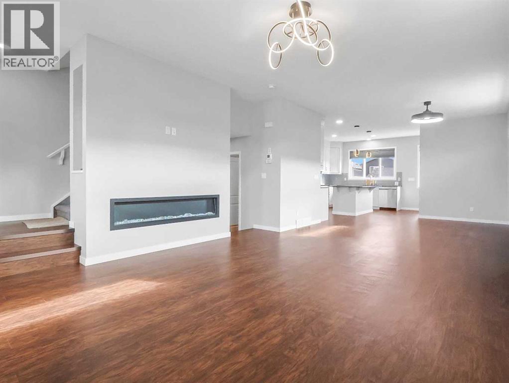 20 Evanscrest Place Nw, Calgary, Alberta  T3P 1J2 - Photo 4 - A2262762