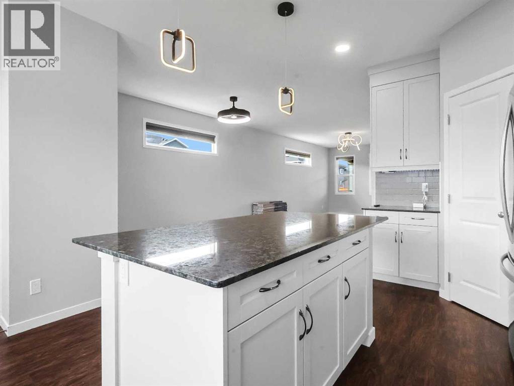20 Evanscrest Place Nw, Calgary, Alberta  T3P 1J2 - Photo 7 - A2262762