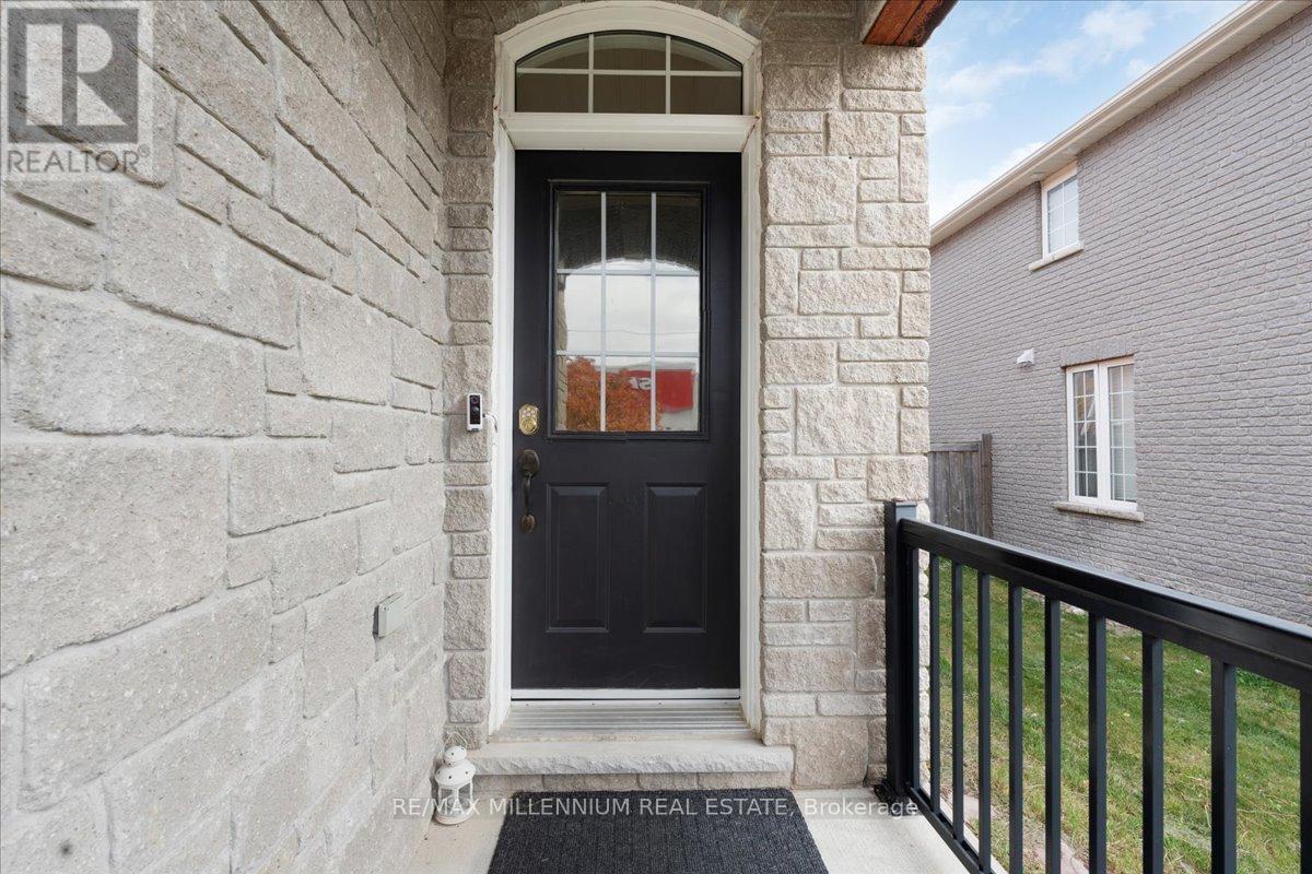 3 Prince Williams Way, Barrie, Ontario  L4N 0Y9 - Photo 4 - S12319885