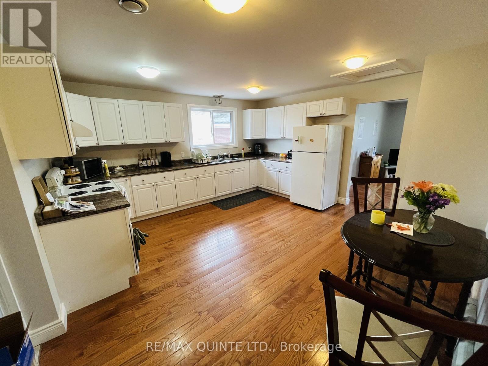 59 North Front Street, Belleville, Ontario  K8P 3B2 - Photo 26 - X12463301