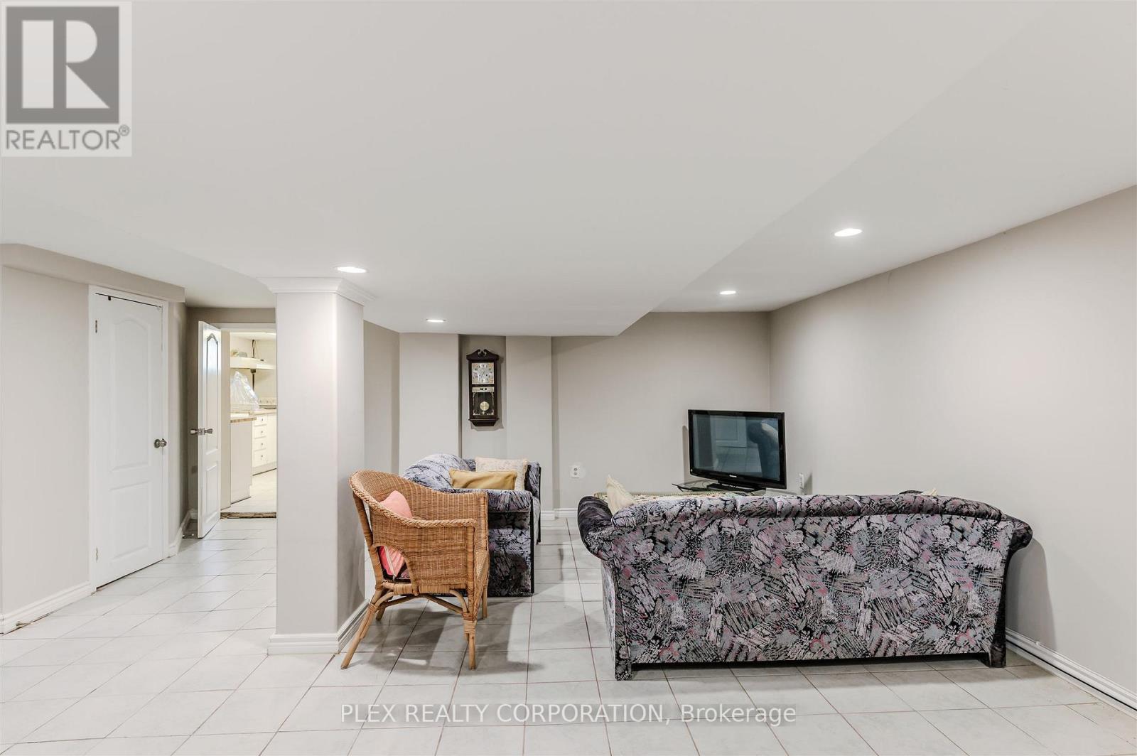 52 Merrian Road, Toronto, Ontario  M1K 3M7 - Photo 14 - E12463038