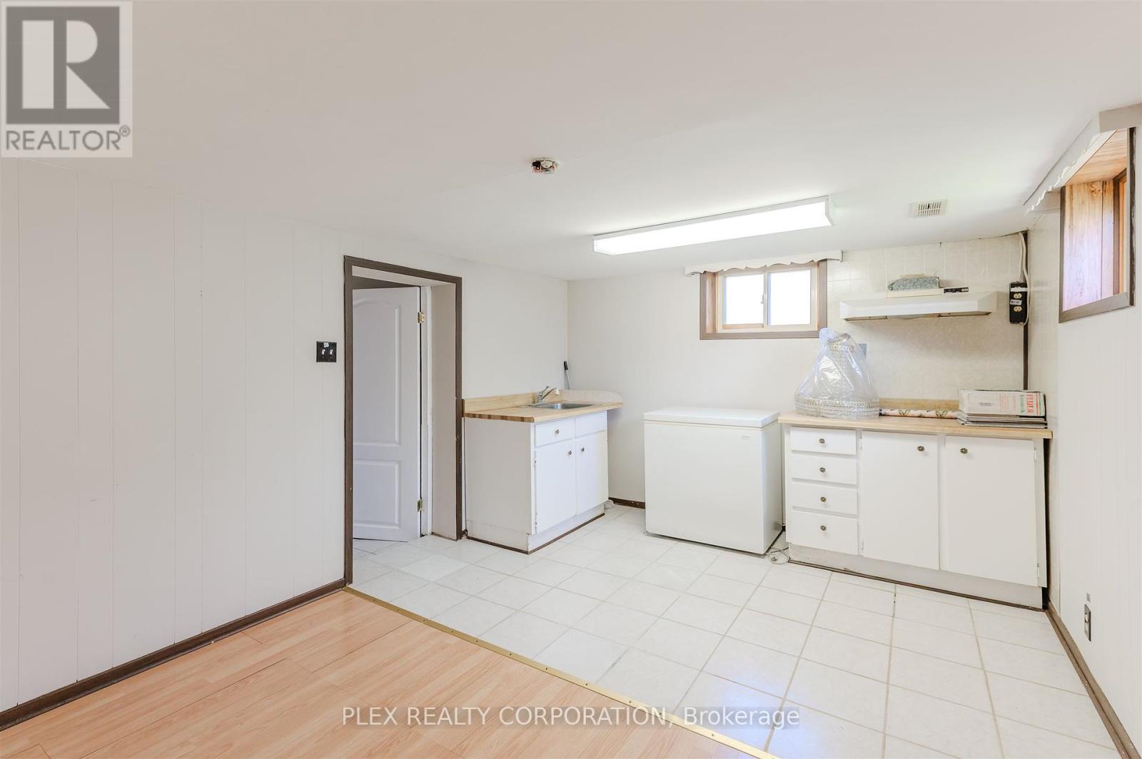 52 Merrian Road, Toronto, Ontario  M1K 3M7 - Photo 15 - E12463038
