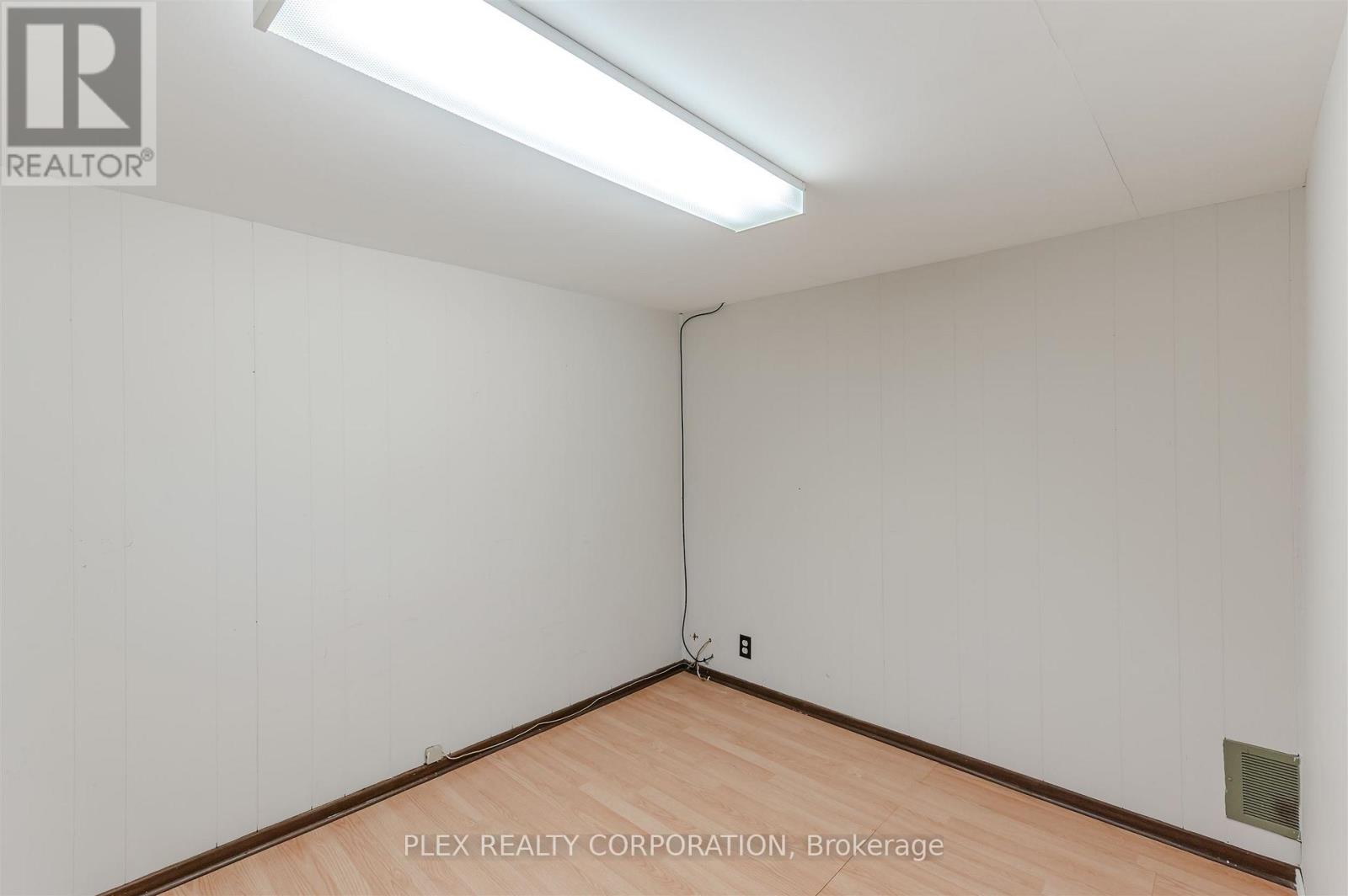 52 Merrian Road, Toronto, Ontario  M1K 3M7 - Photo 17 - E12463038