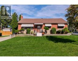 52 MERRIAN ROAD, Toronto, Ontario