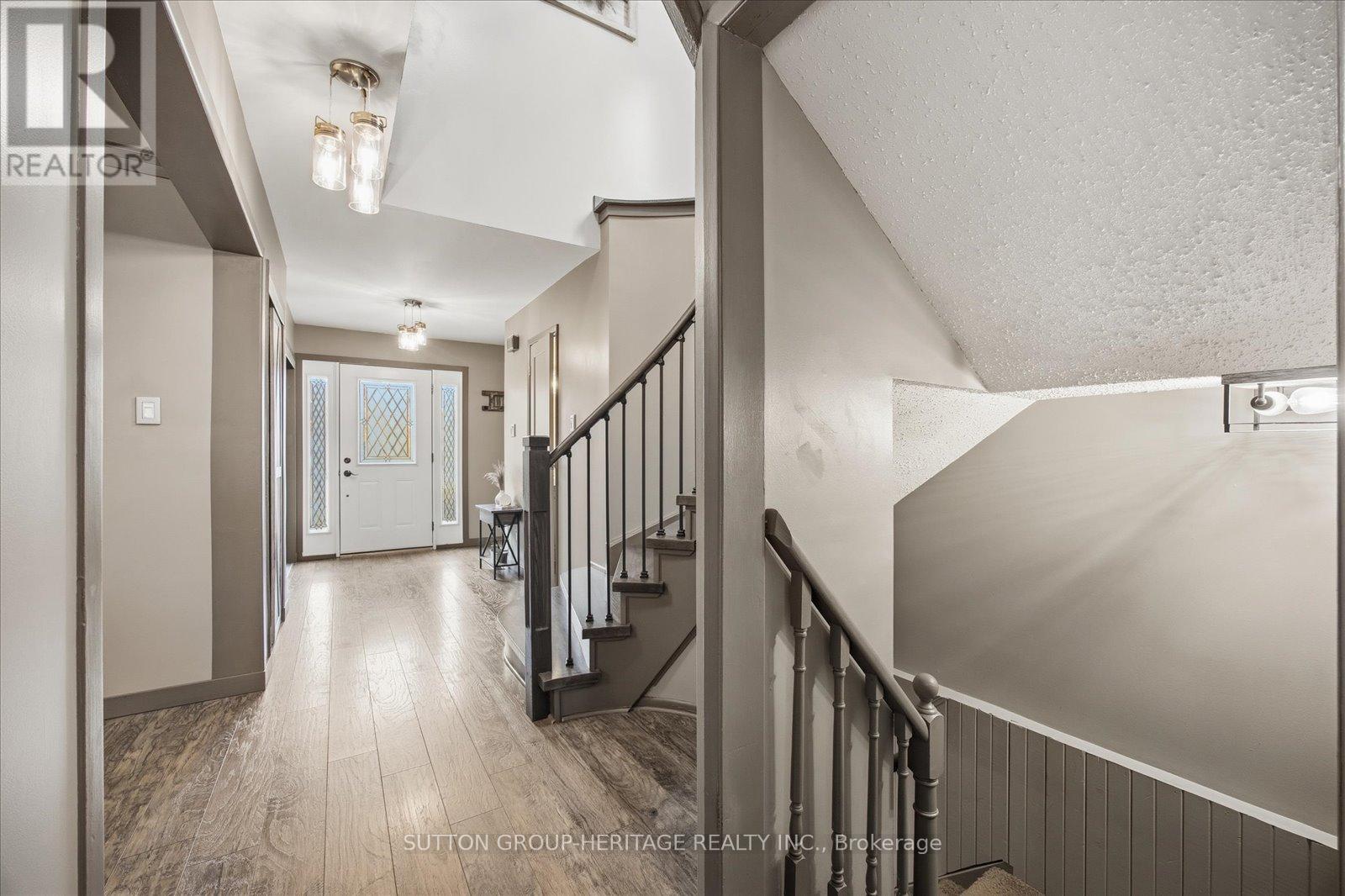 1509 Woodruff Crescent, Pickering, Ontario  L1V 3S5 - Photo 6 - E12463050
