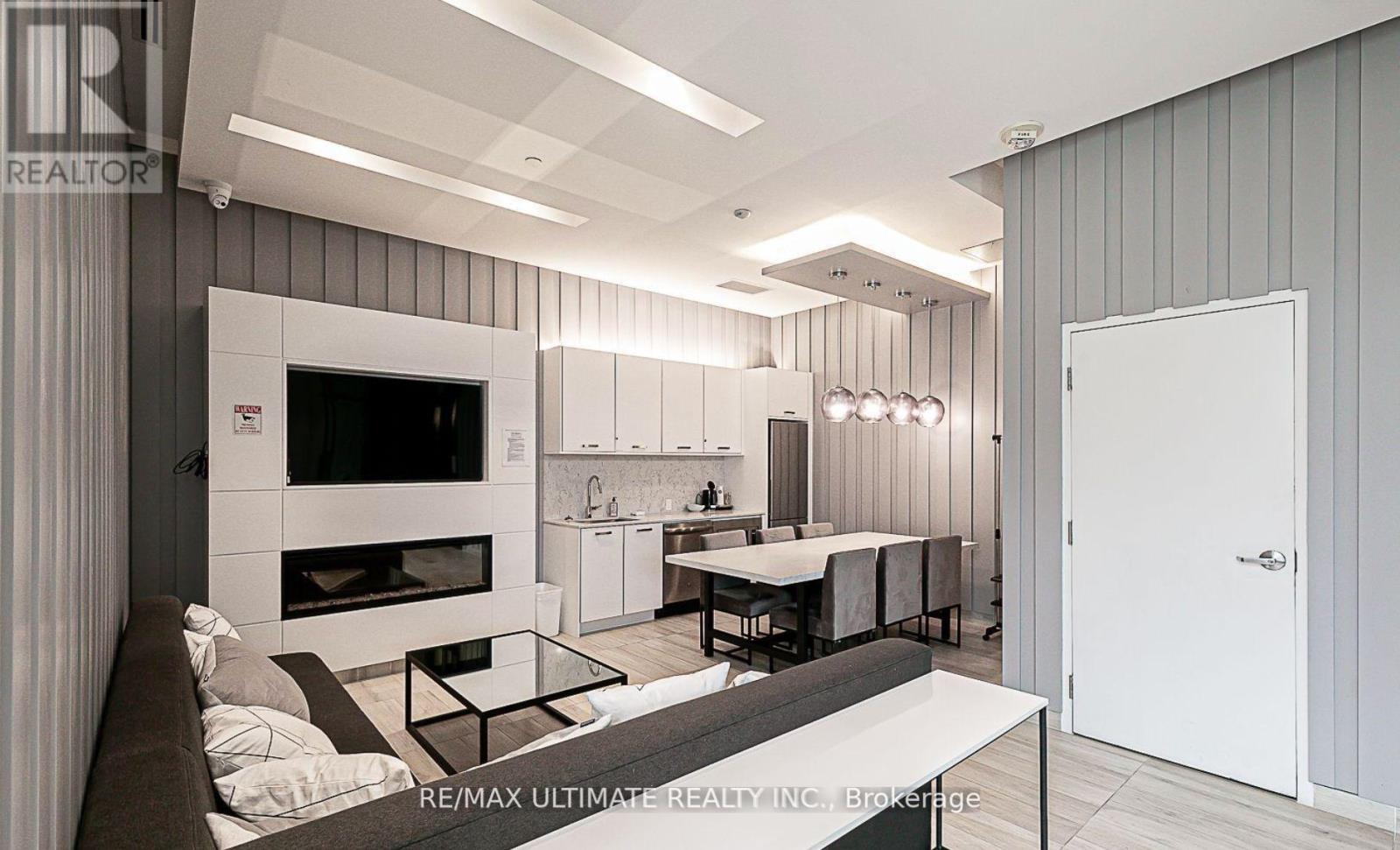 301 - 1630 Queen Street E, Toronto, Ontario  M4L 0B3 - Photo 7 - E12463073