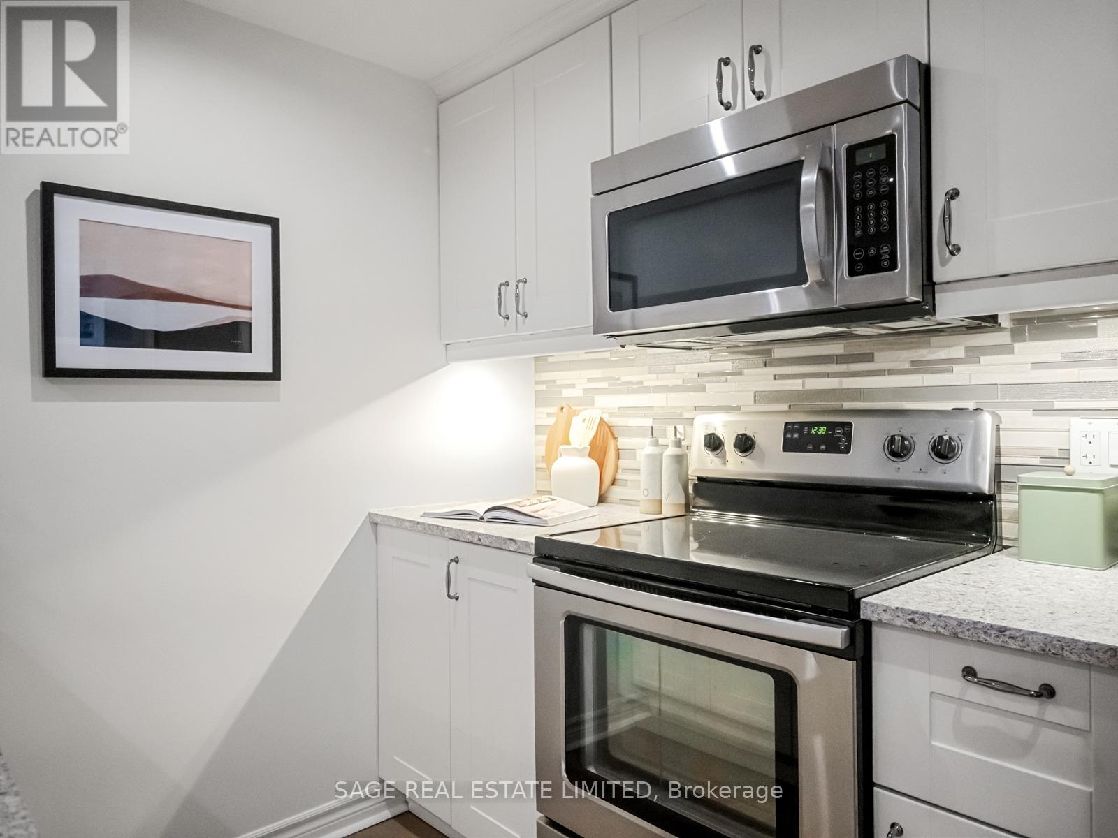 Lower - 76 Boultbee Avenue, Toronto, Ontario  M4J 1B1 - Photo 10 - E12463076