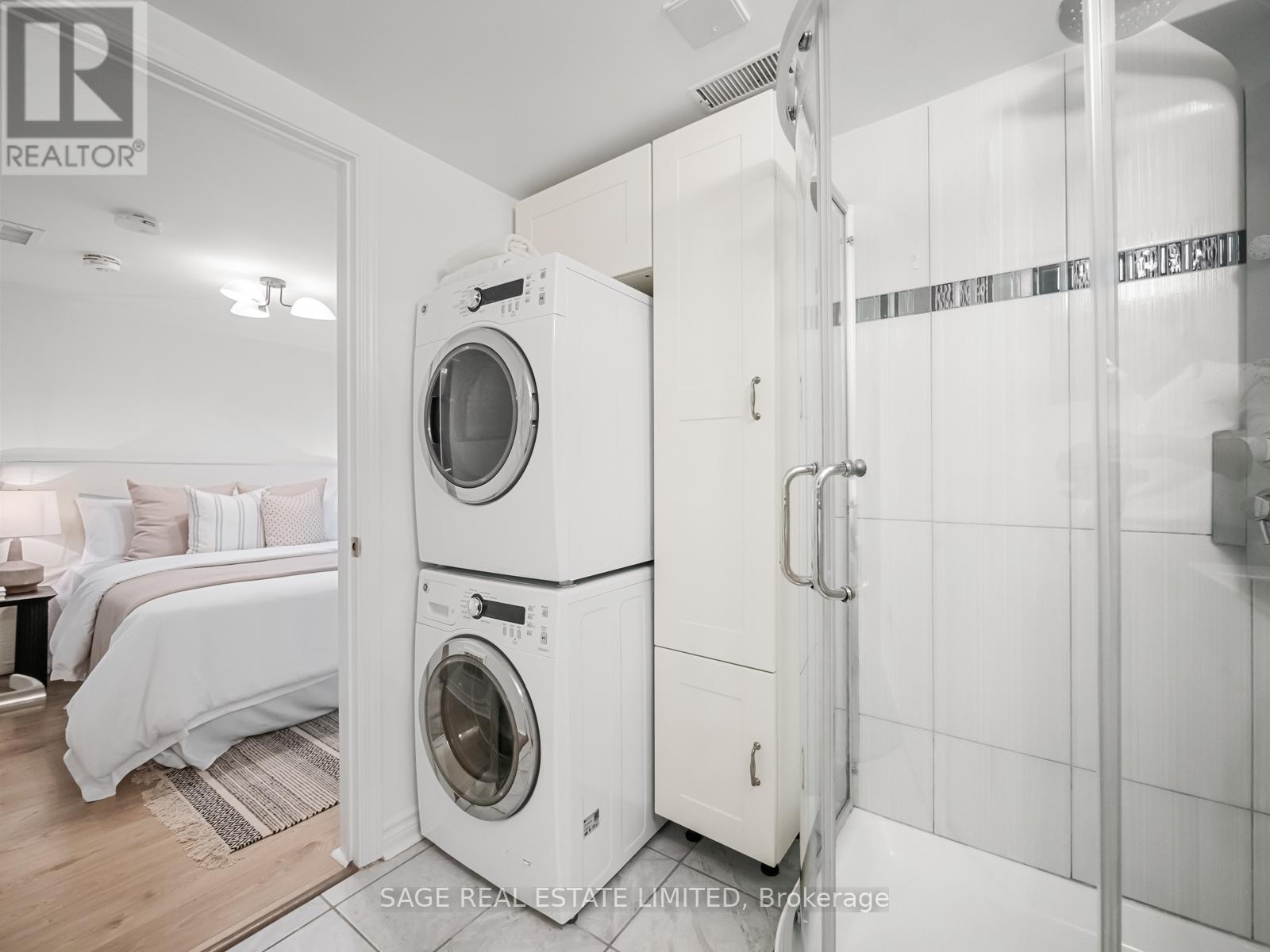 Lower - 76 Boultbee Avenue, Toronto, Ontario  M4J 1B1 - Photo 16 - E12463076