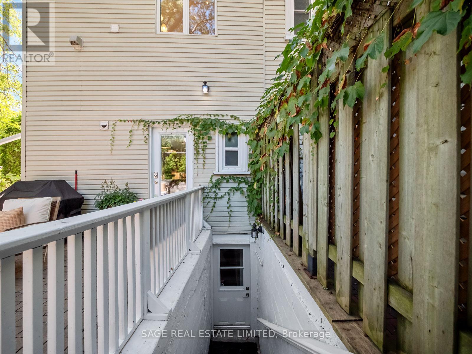 Lower - 76 Boultbee Avenue, Toronto, Ontario  M4J 1B1 - Photo 19 - E12463076