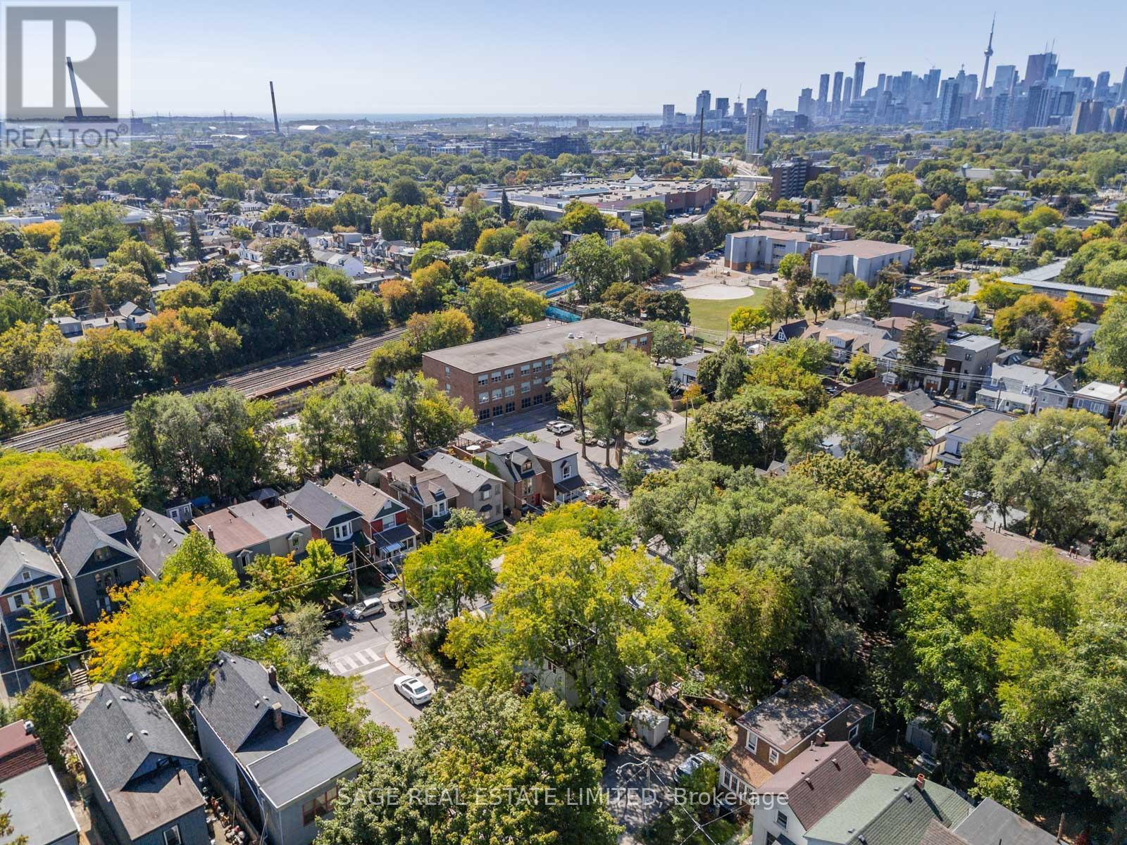 Lower - 76 Boultbee Avenue, Toronto, Ontario  M4J 1B1 - Photo 22 - E12463076
