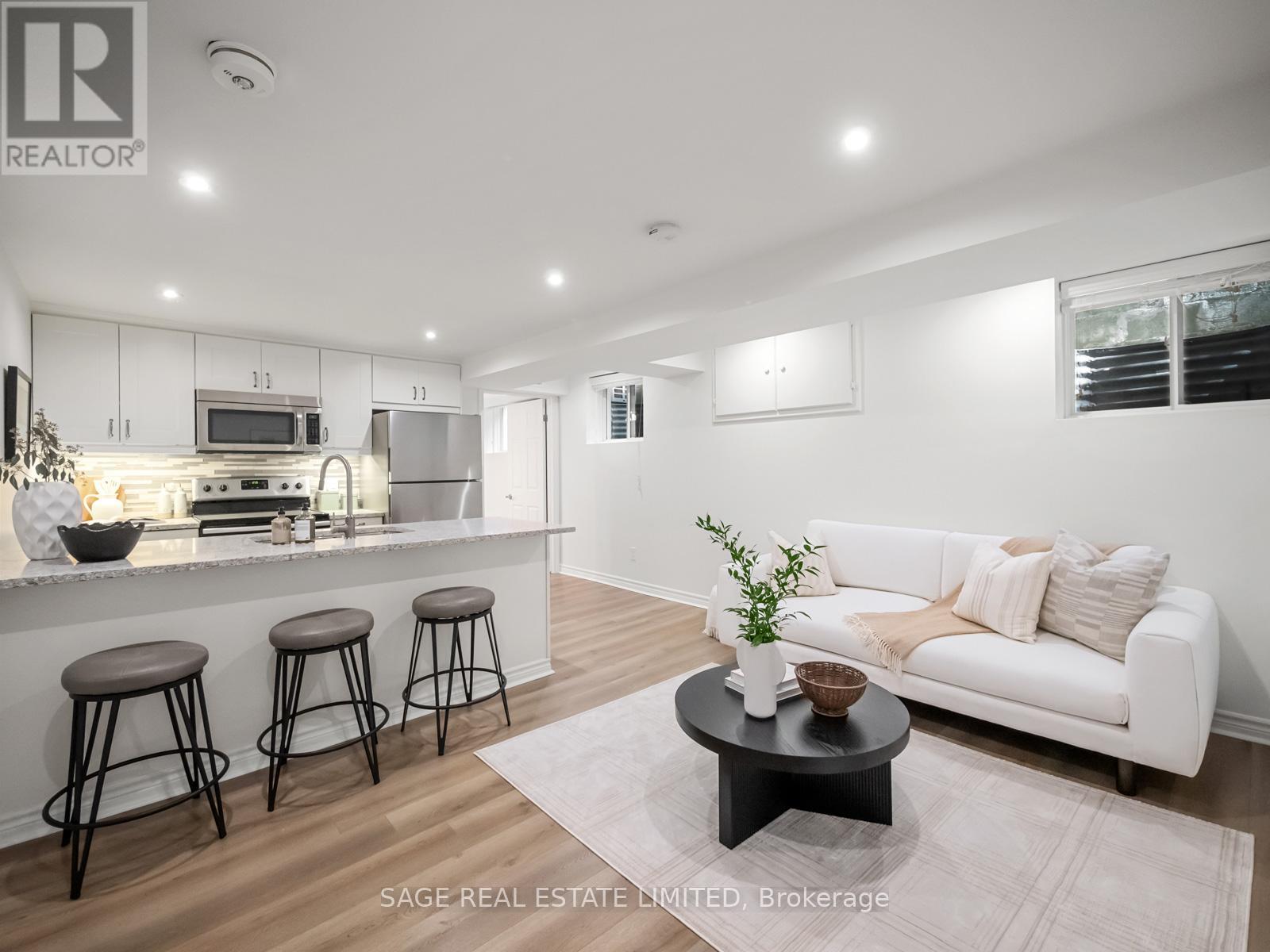 Lower - 76 Boultbee Avenue, Toronto, Ontario  M4J 1B1 - Photo 4 - E12463076