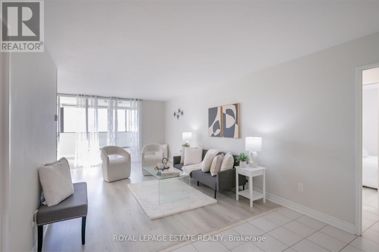 709 - 5 MASSEY SQUARE, Toronto, Ontario
