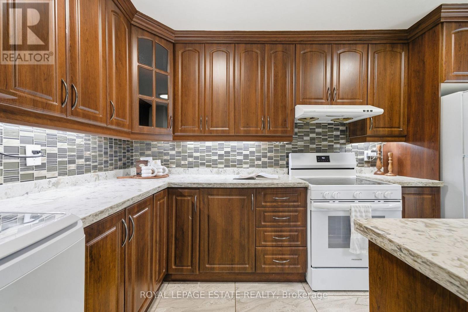 709 - 5 Massey Square, Toronto, Ontario  M4C 5L6 - Photo 12 - E12463088