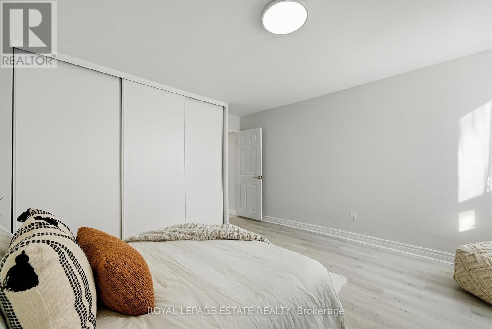 709 - 5 Massey Square, Toronto, Ontario  M4C 5L6 - Photo 15 - E12463088