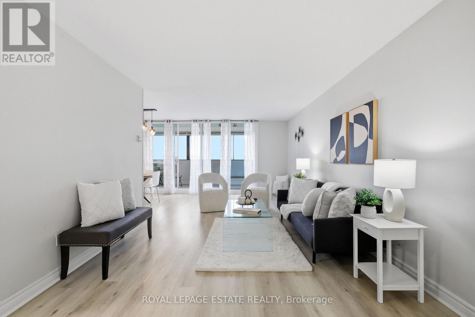 709 - 5 Massey Square, Toronto, Ontario  M4C 5L6 - Photo 2 - E12463088