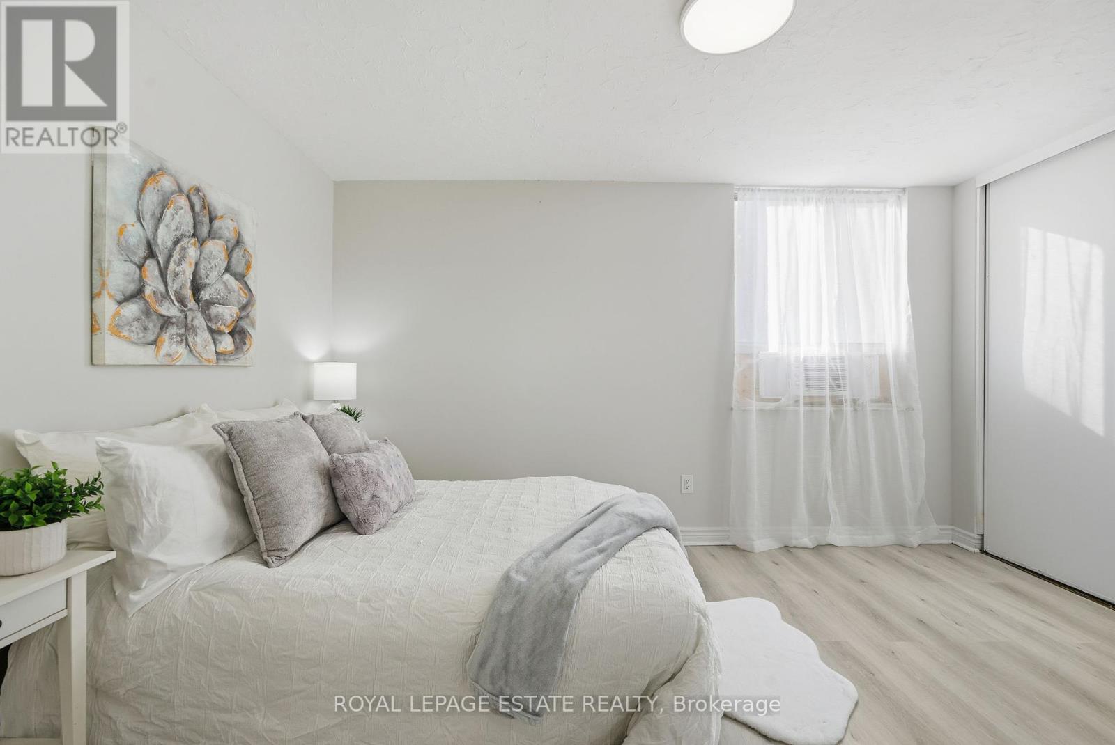 709 - 5 Massey Square, Toronto, Ontario  M4C 5L6 - Photo 21 - E12463088