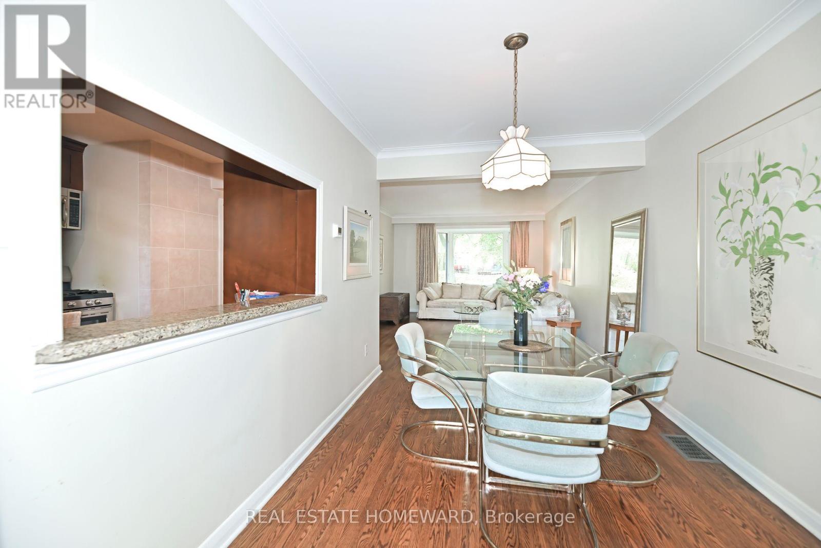 9 Red Deer Avenue, Toronto, Ontario  M1N 2Y6 - Photo 11 - E12463116