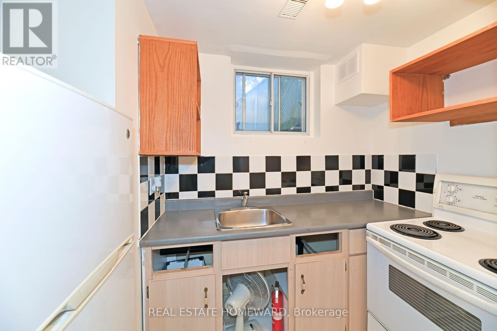 9 Red Deer Avenue, Toronto, Ontario  M1N 2Y6 - Photo 16 - E12463116
