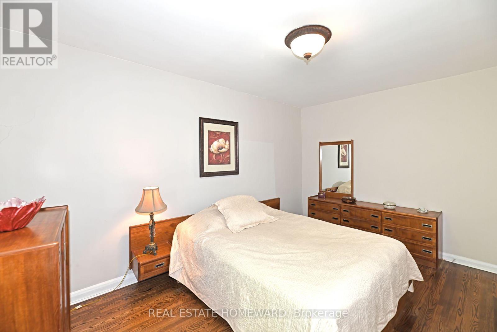 9 Red Deer Avenue, Toronto, Ontario  M1N 2Y6 - Photo 18 - E12463116
