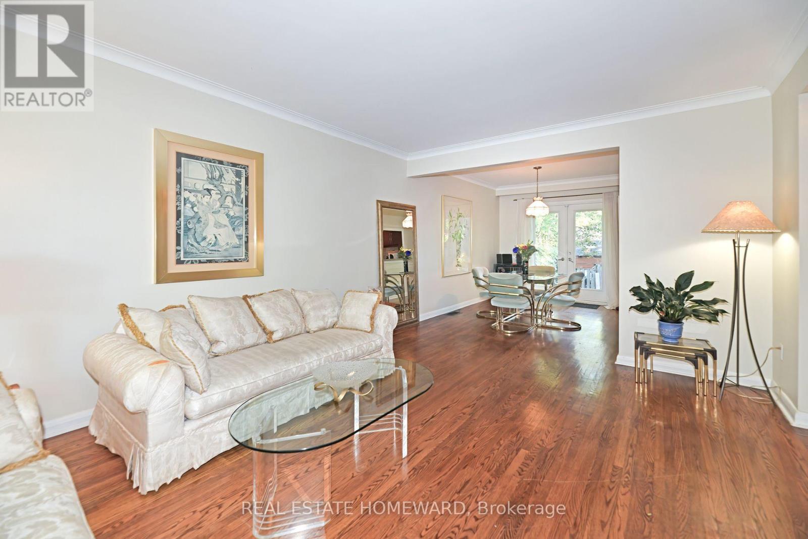 9 Red Deer Avenue, Toronto, Ontario  M1N 2Y6 - Photo 2 - E12463116