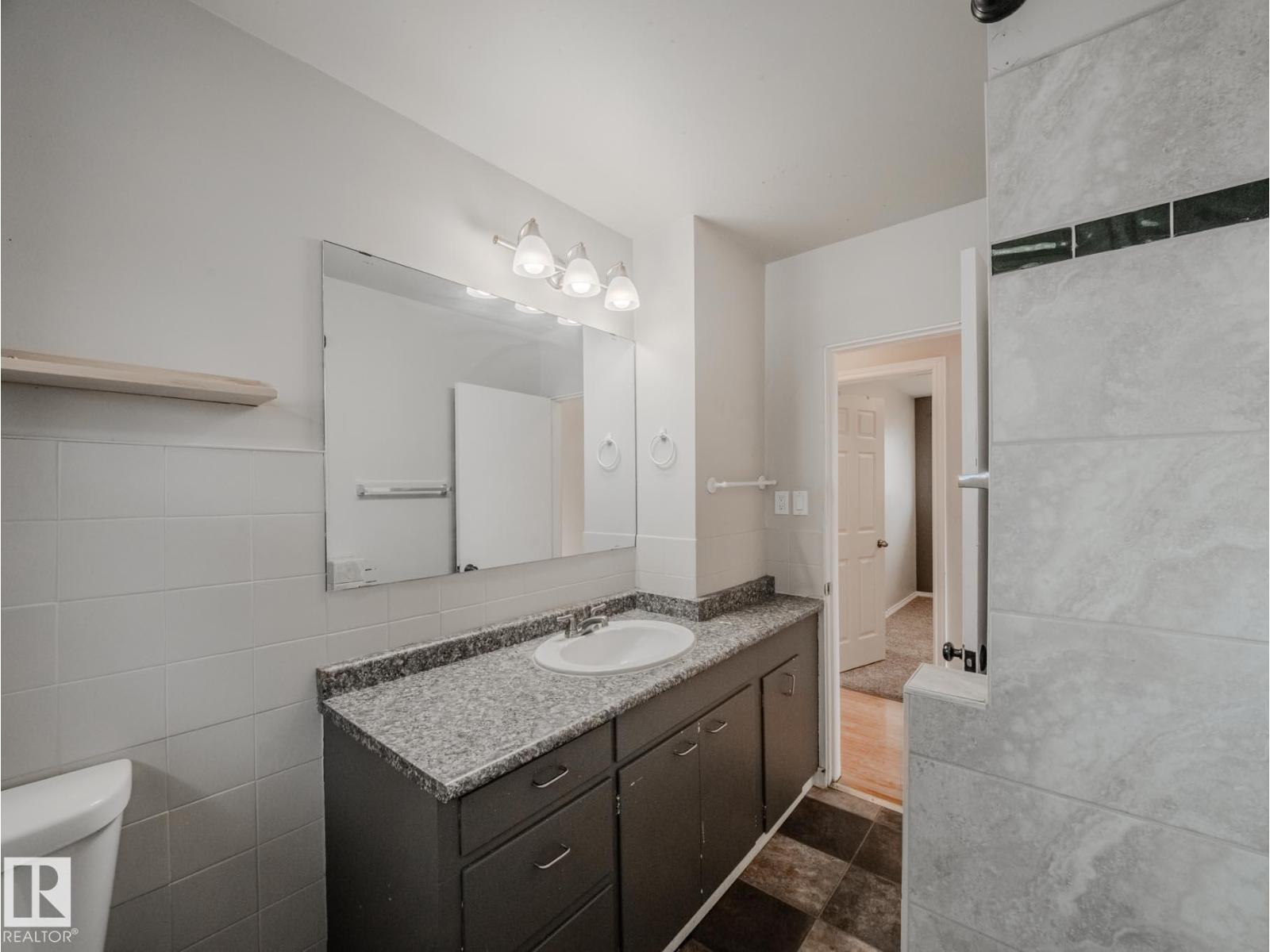 8111 159 St Nw, Edmonton, Alberta  T5R 2E5 - Photo 23 - E4462136