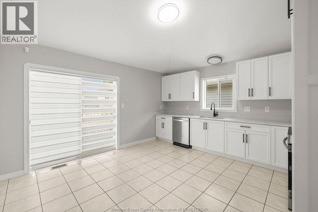 1531 Clover Avenue, Windsor, Ontario  N8P 1R2 - Photo 6 - 25026186