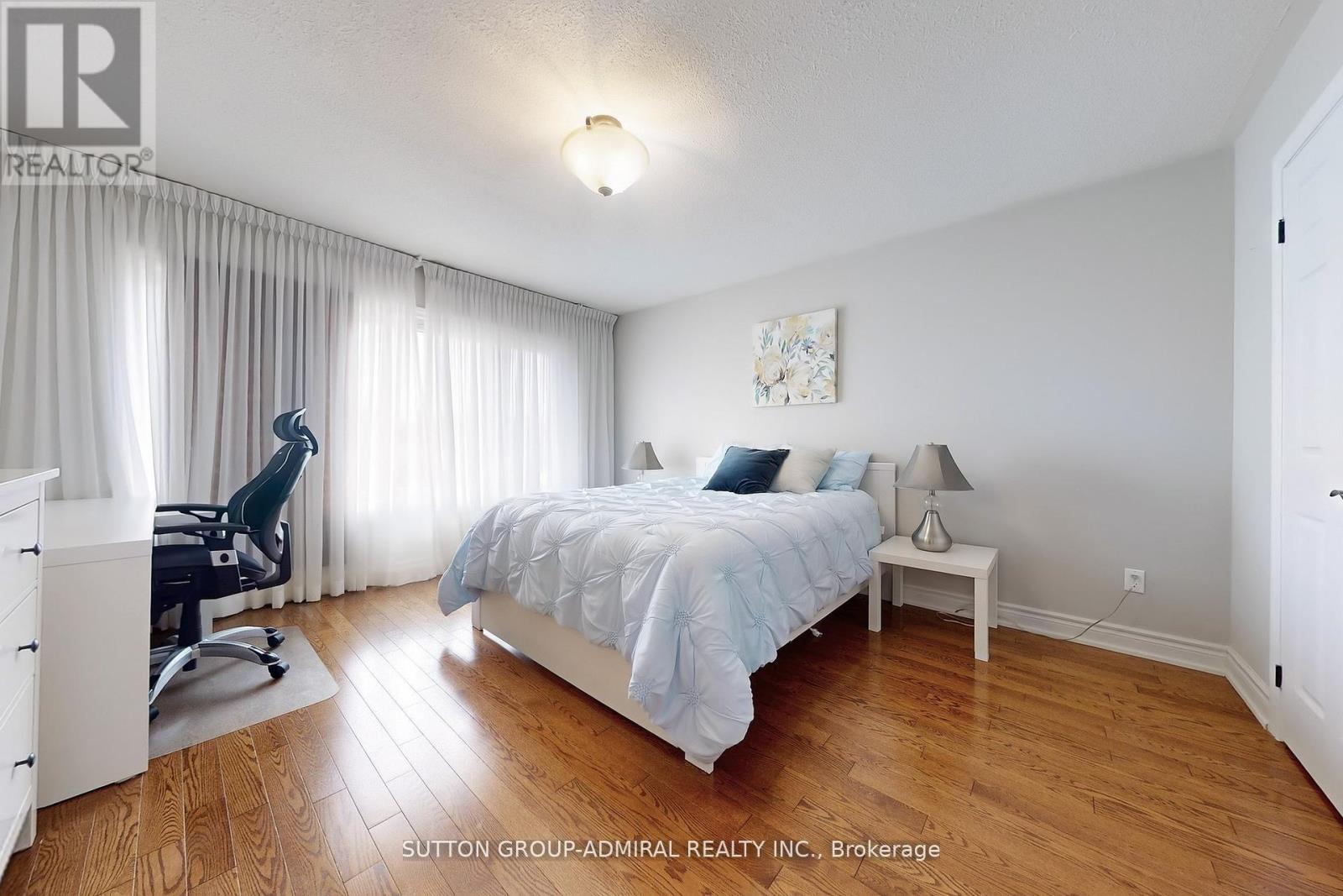 160 Marwood Place, Vaughan, Ontario  L6A 1C4 - Photo 20 - N12463039
