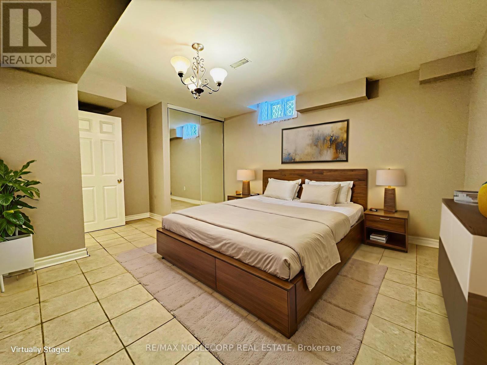 Basement - 2 Lois Drive, Vaughan, Ontario  L4H 1H9 - Photo 5 - N12463043