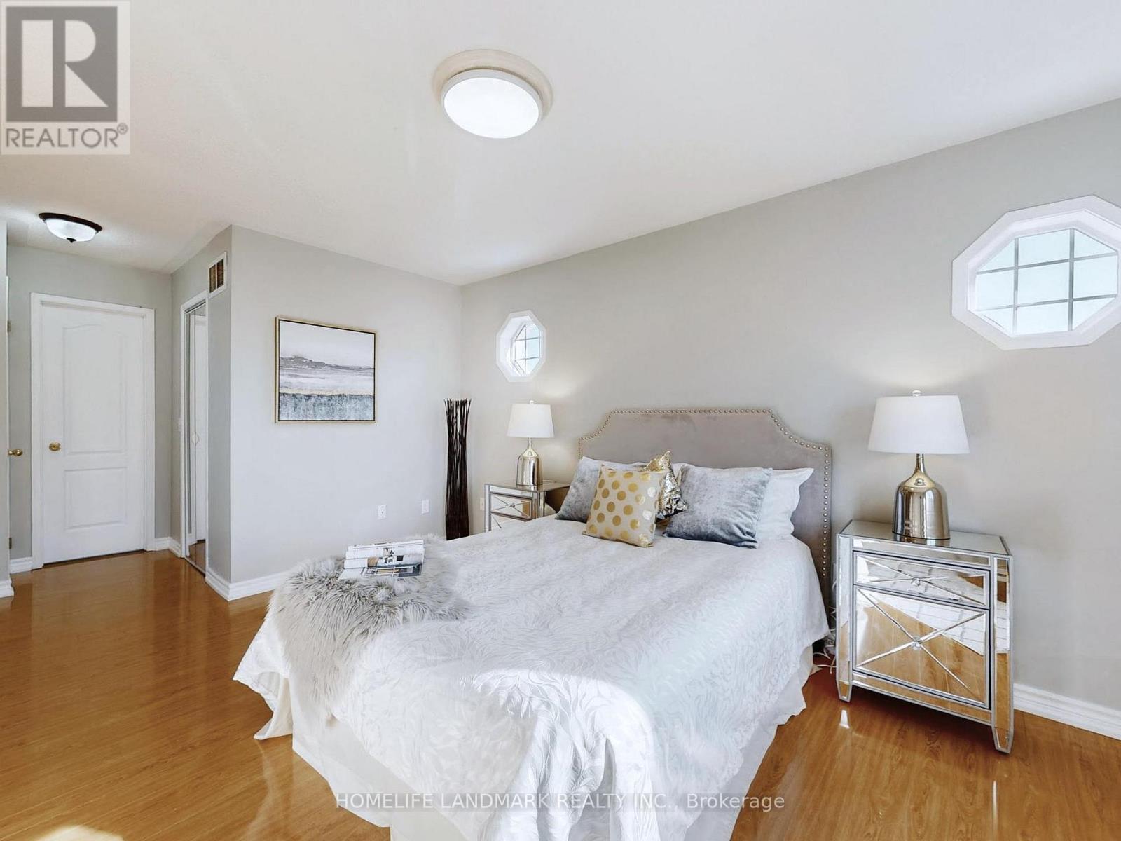 40 Belgrave Square, Markham, Ontario  L6C 2T6 - Photo 22 - N12463092