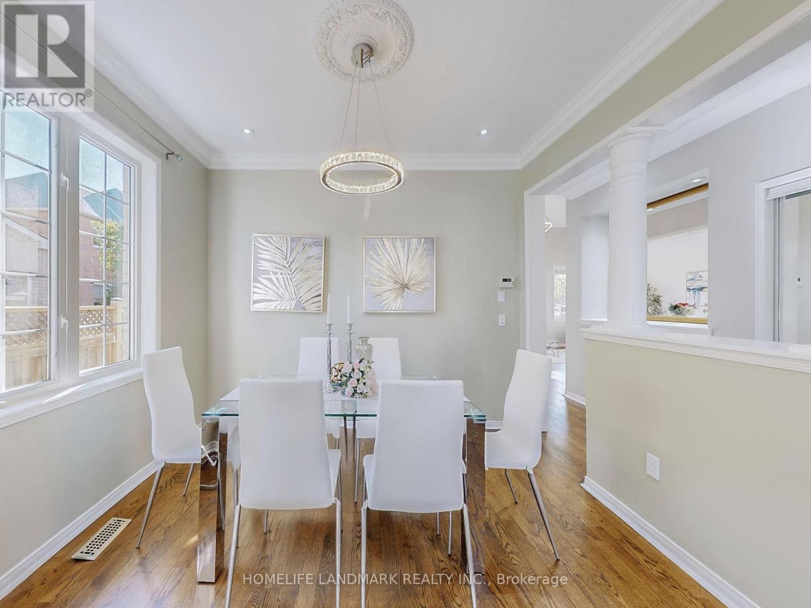 40 Belgrave Square, Markham, Ontario  L6C 2T6 - Photo 6 - N12463092