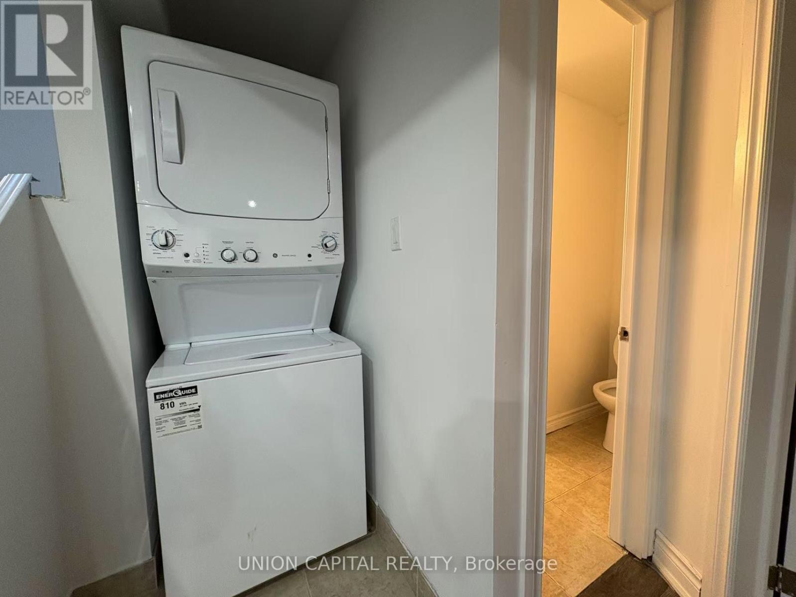 Bsmt - 21 Natanya Boulevard, Georgina, Ontario  L4P 3R6 - Photo 7 - N12463129