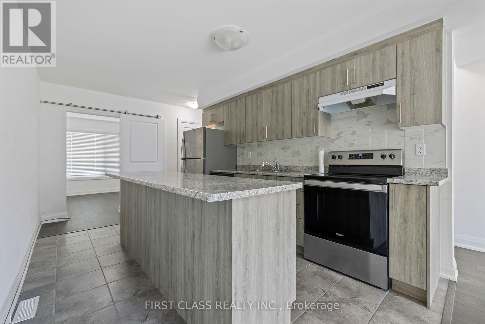 63 Andean Lane, Barrie, Ontario  L9J 0J4 - Photo 11 - S12463090