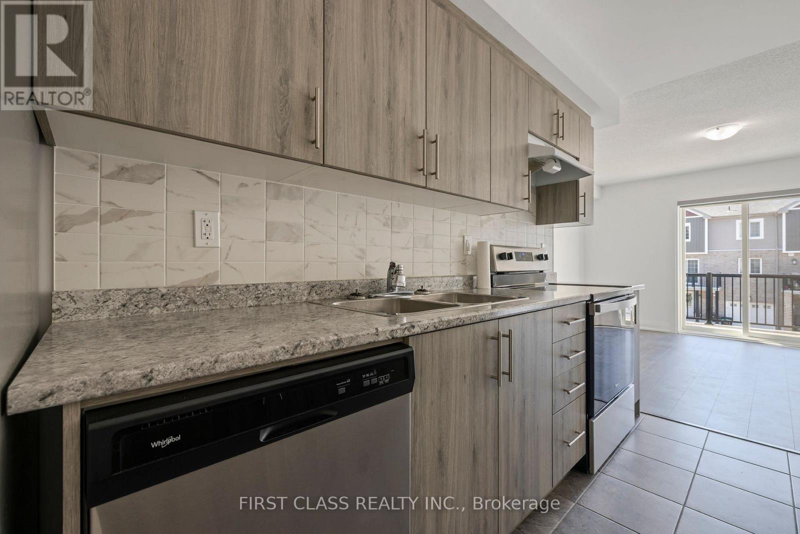 63 Andean Lane, Barrie, Ontario  L9J 0J4 - Photo 27 - S12463090
