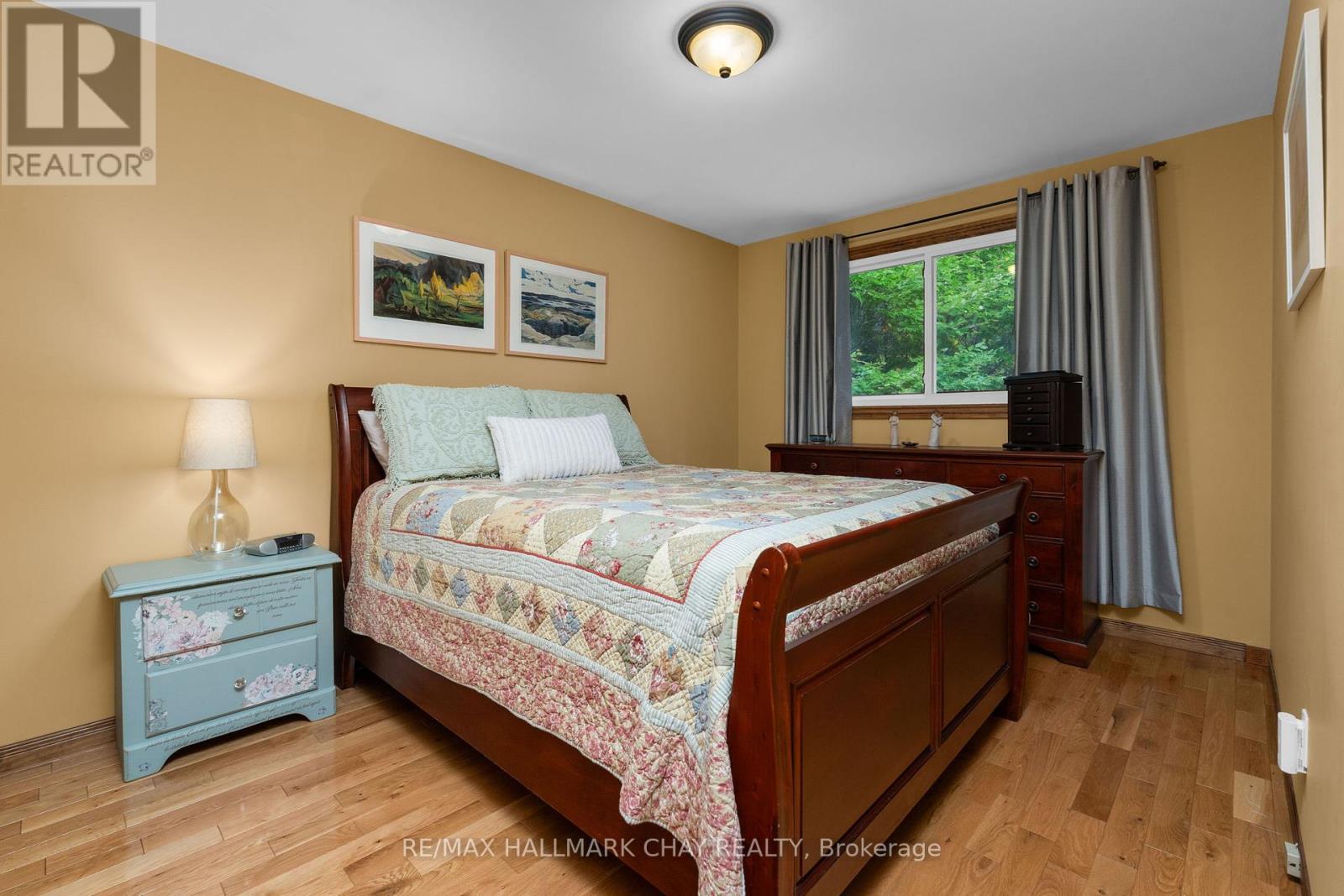 53 Doran Road, Springwater, Ontario  L0L 1X0 - Photo 16 - S12463126