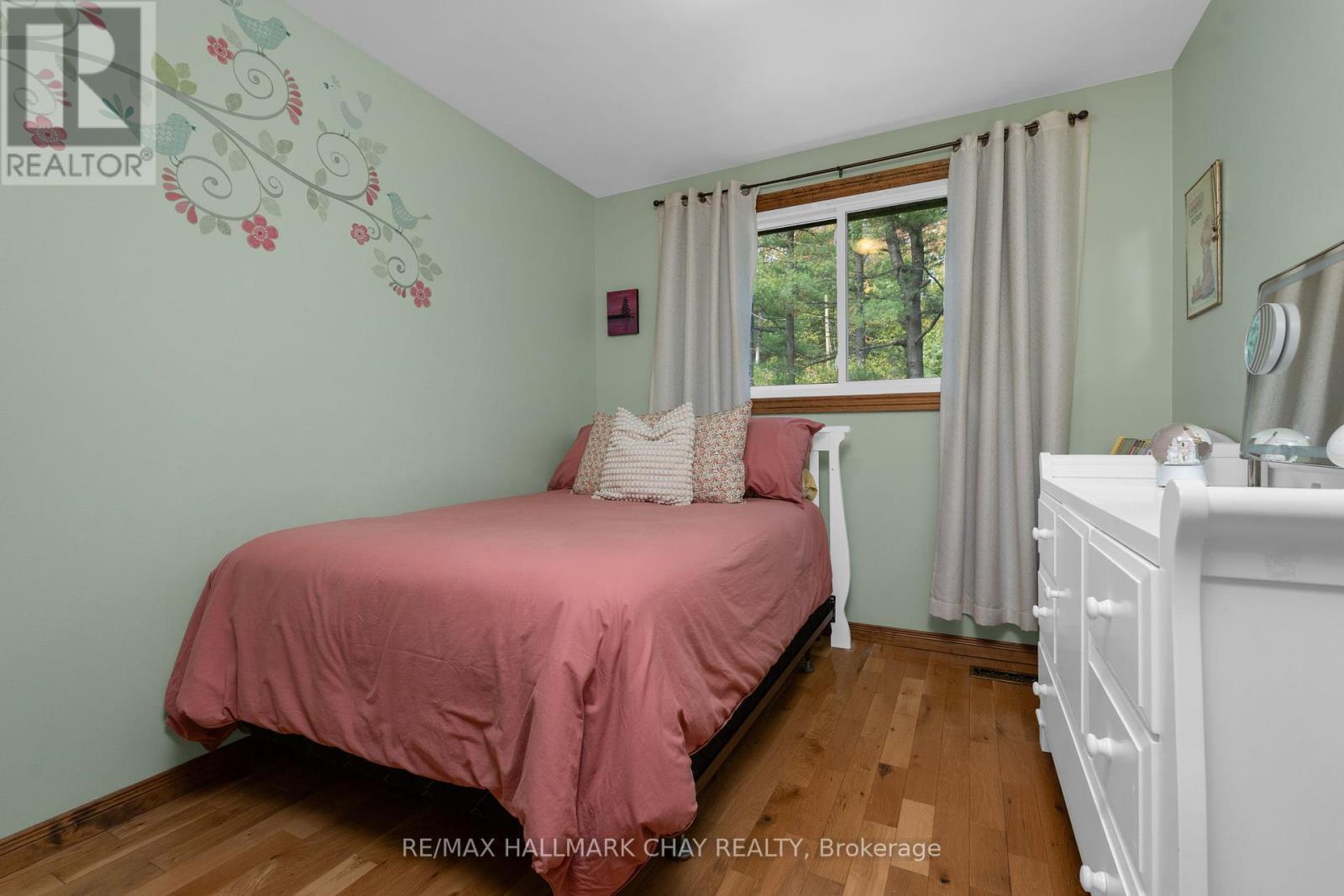 53 Doran Road, Springwater, Ontario  L0L 1X0 - Photo 20 - S12463126