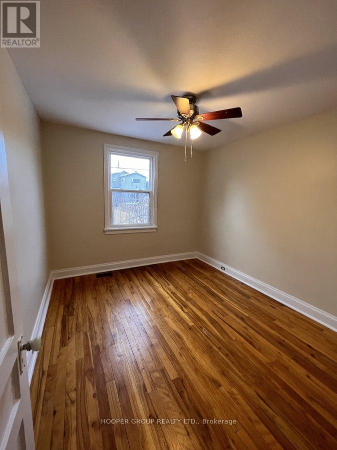 22 Holland Avenue, Ottawa, Ontario  K1Y 0X4 - Photo 3 - X12333931