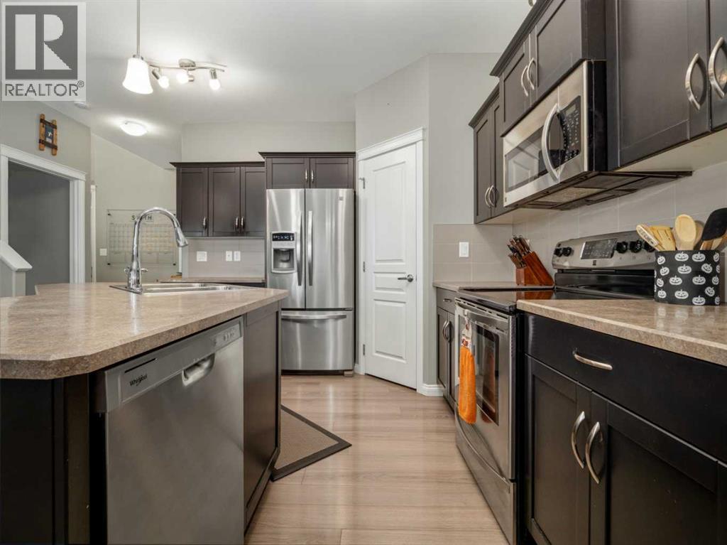 583 Keystone Chase W, Lethbridge, Alberta  T1J 5E6 - Photo 9 - A2261561
