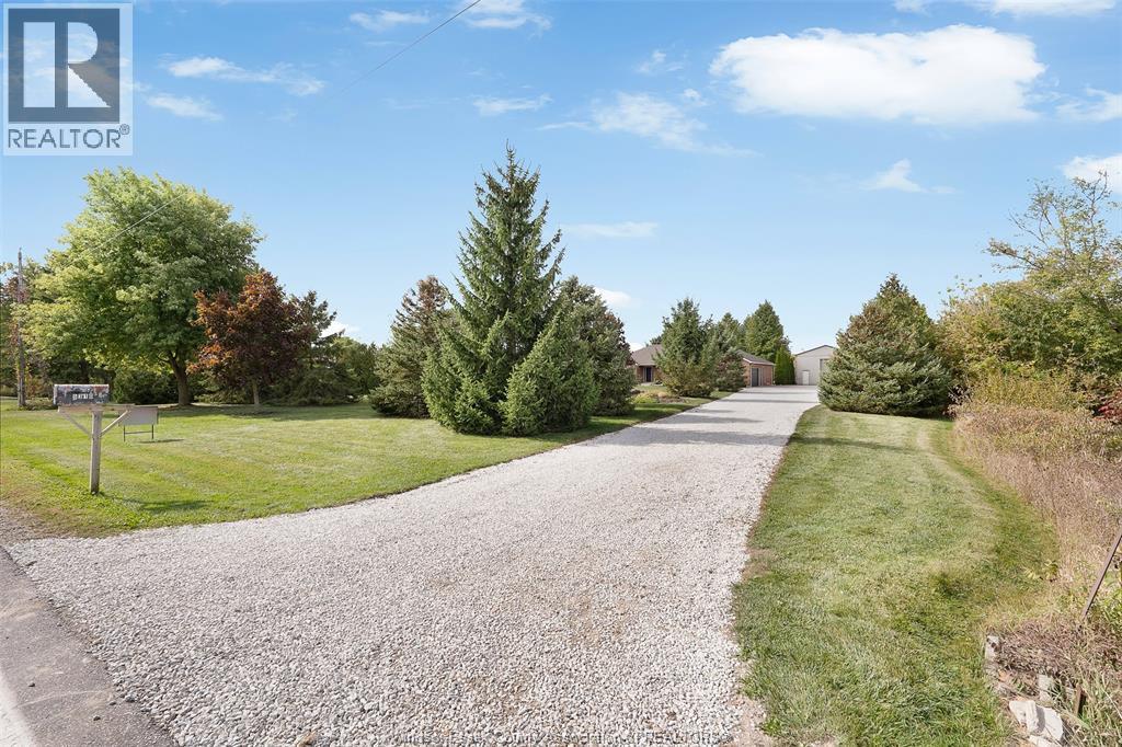MLS# 25026062: 5310 CONCESSION 5 N, Amherstburg, Canada