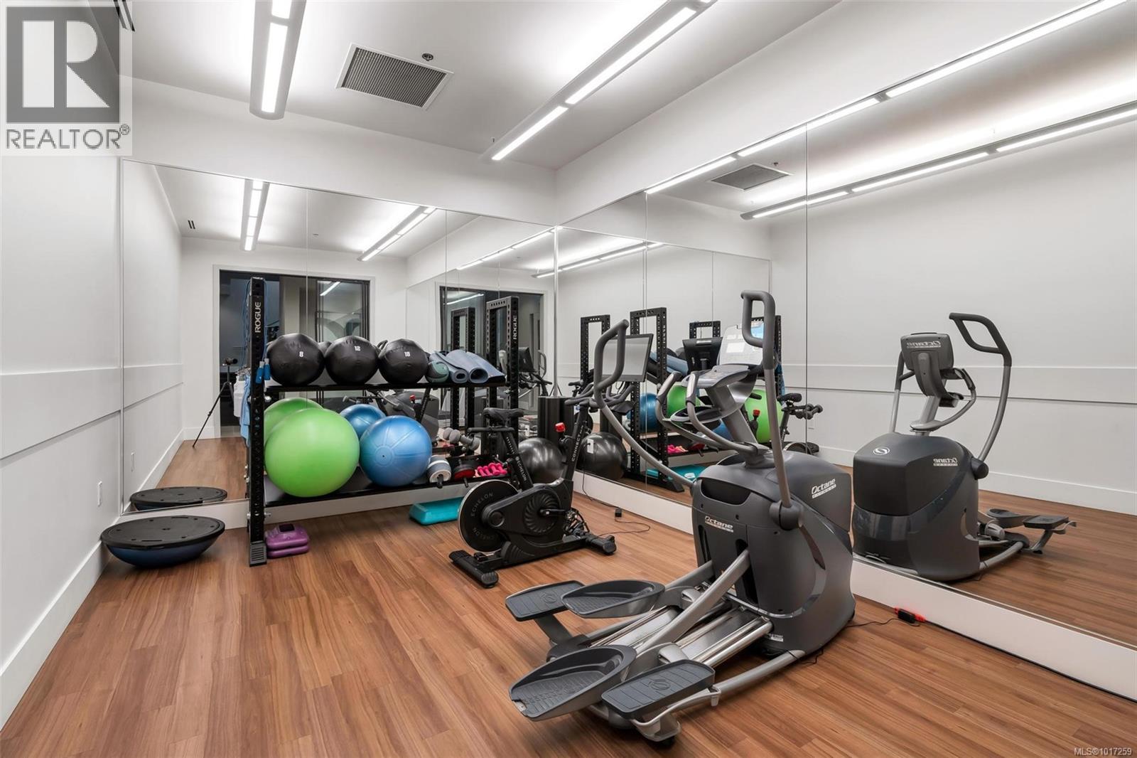 201 888 Government St, Victoria, British Columbia  V8W 0G5 - Photo 34 - 1017259