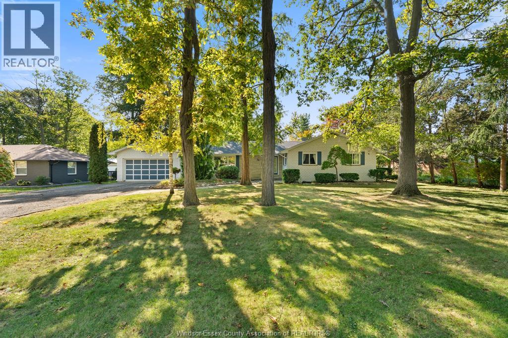 MLS# 25026185: 36 Richard AVENUE, Wheatley, Canada