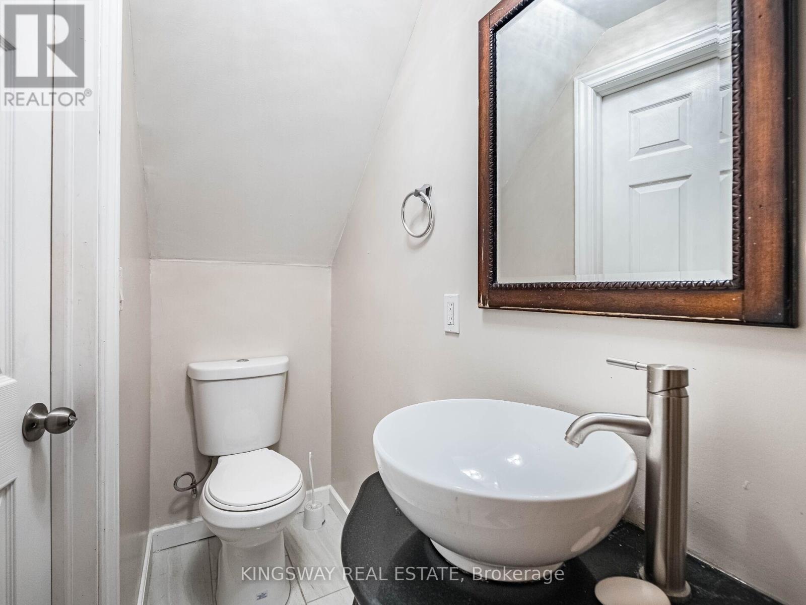3221 Redpath Circle, Mississauga, Ontario  L5N 8R3 - Photo 42 - W12463045